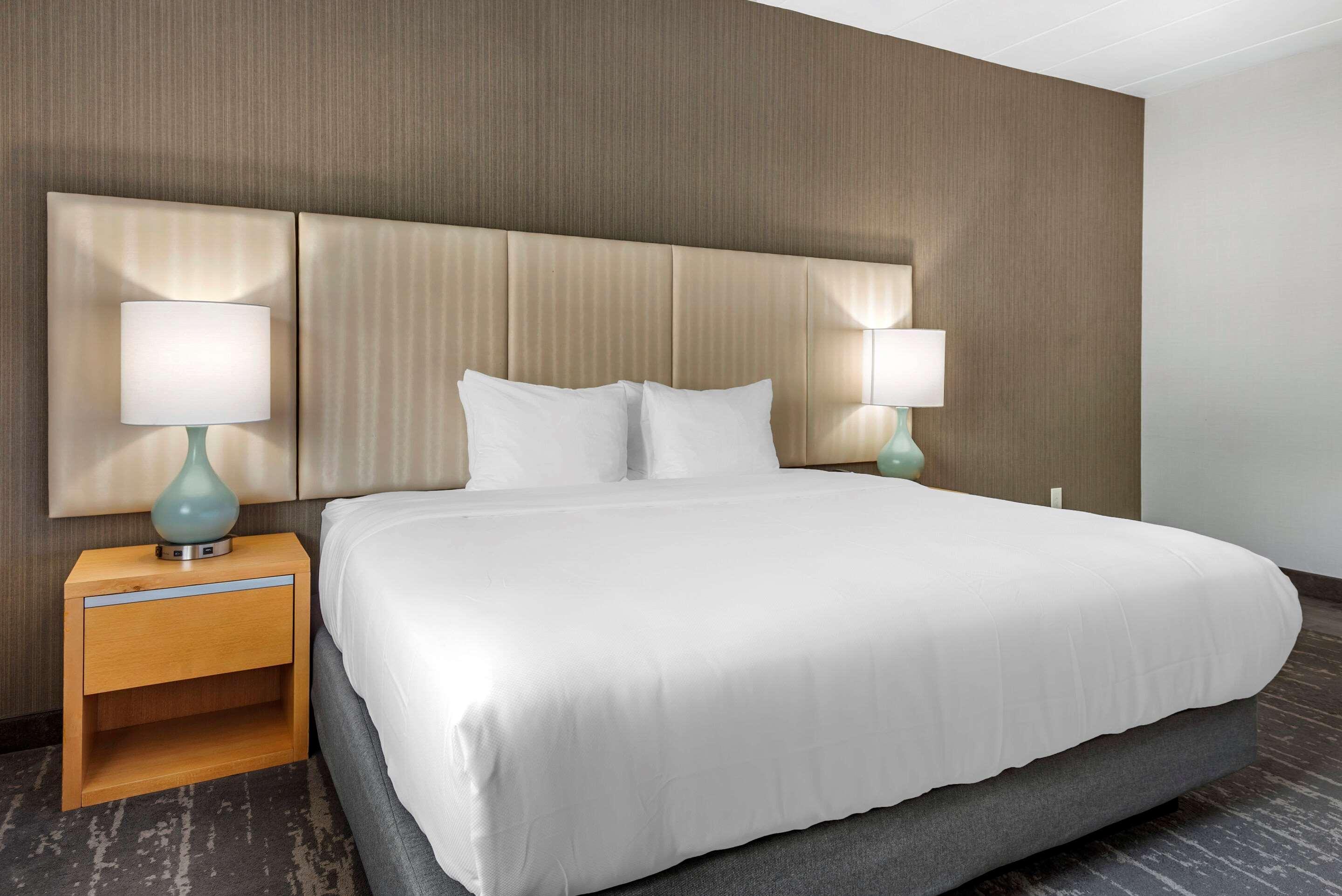 Somerset Lofts Екстер'єр фото